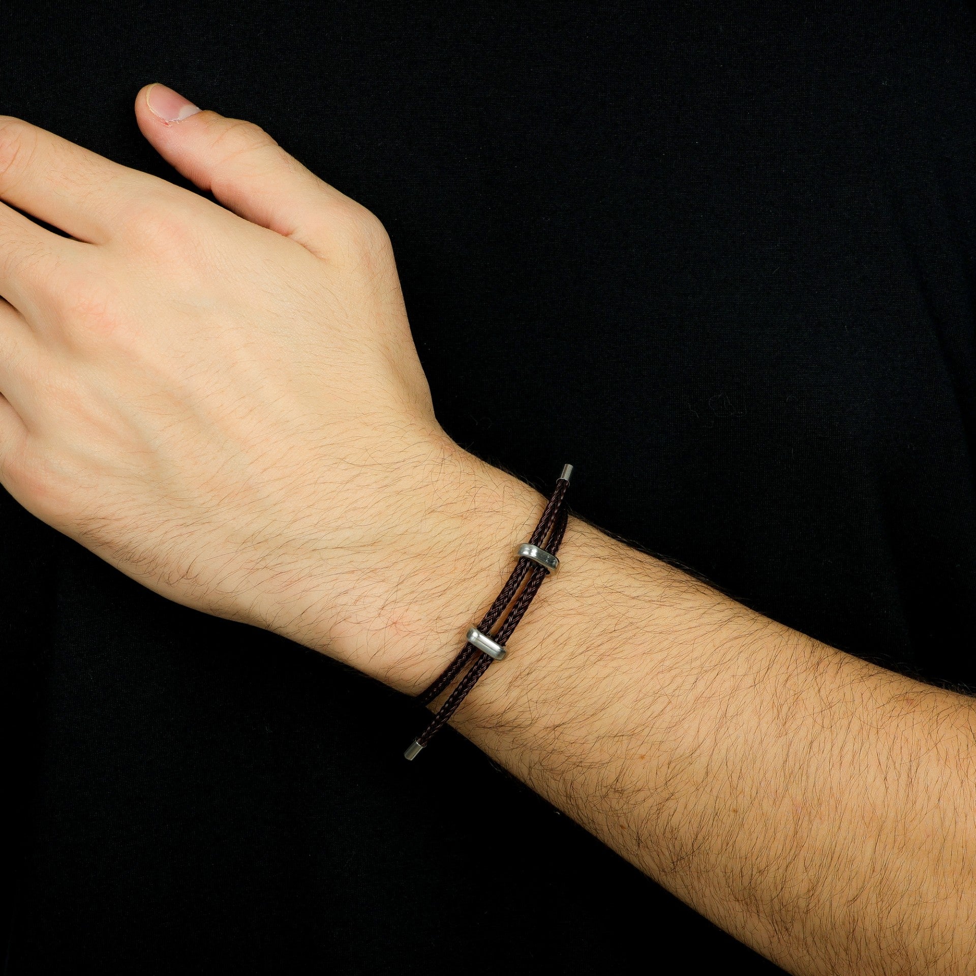 Pulseira Cabo de Aço Marrom Ajustável