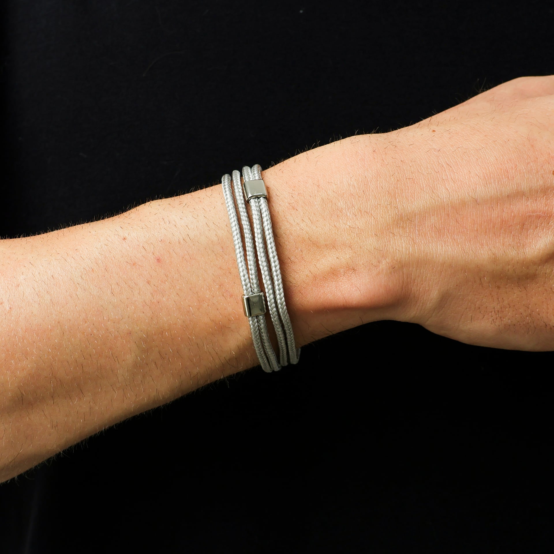 Pulseira Corda Prateada