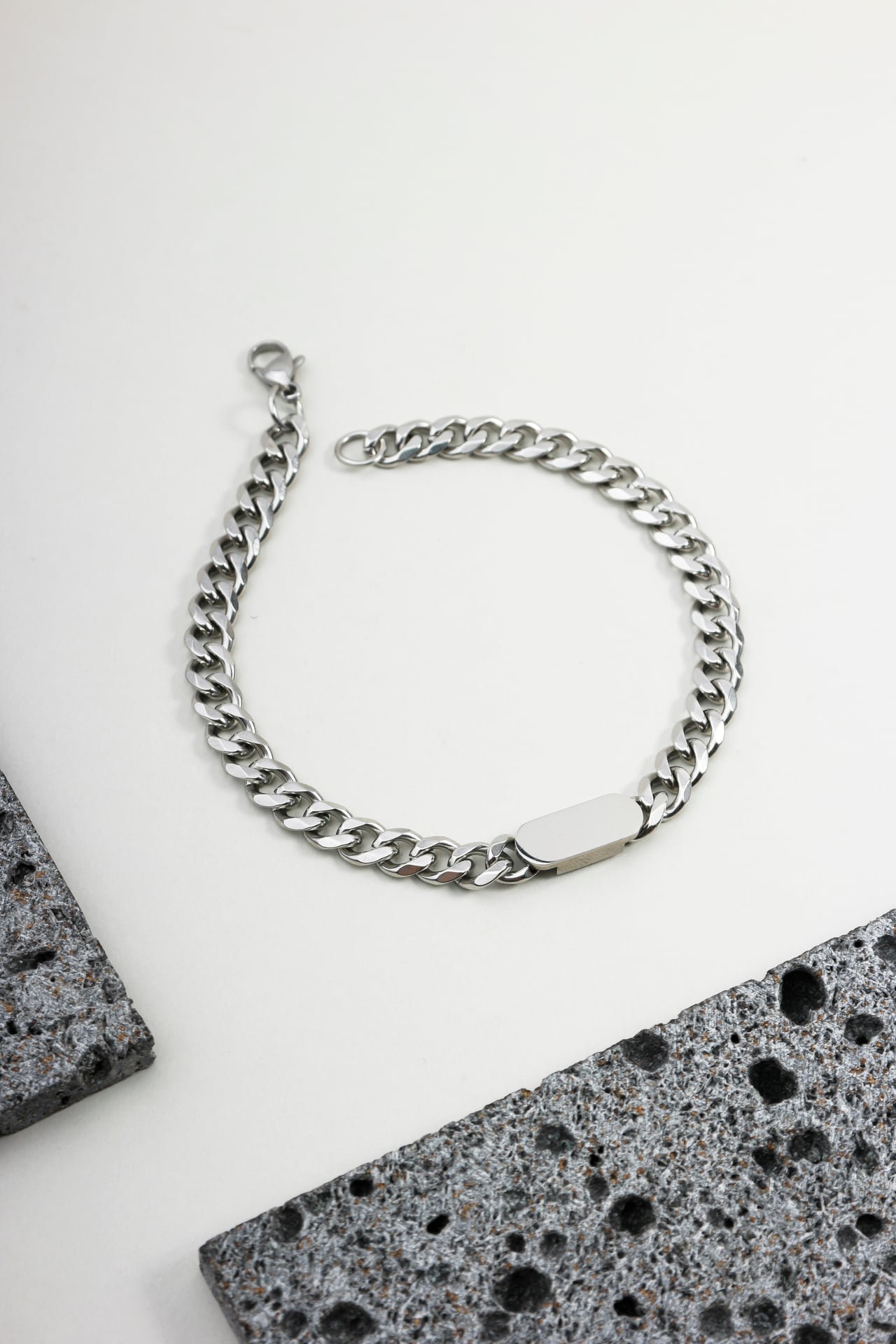 Pulseira Aço Grumet com Placa Central