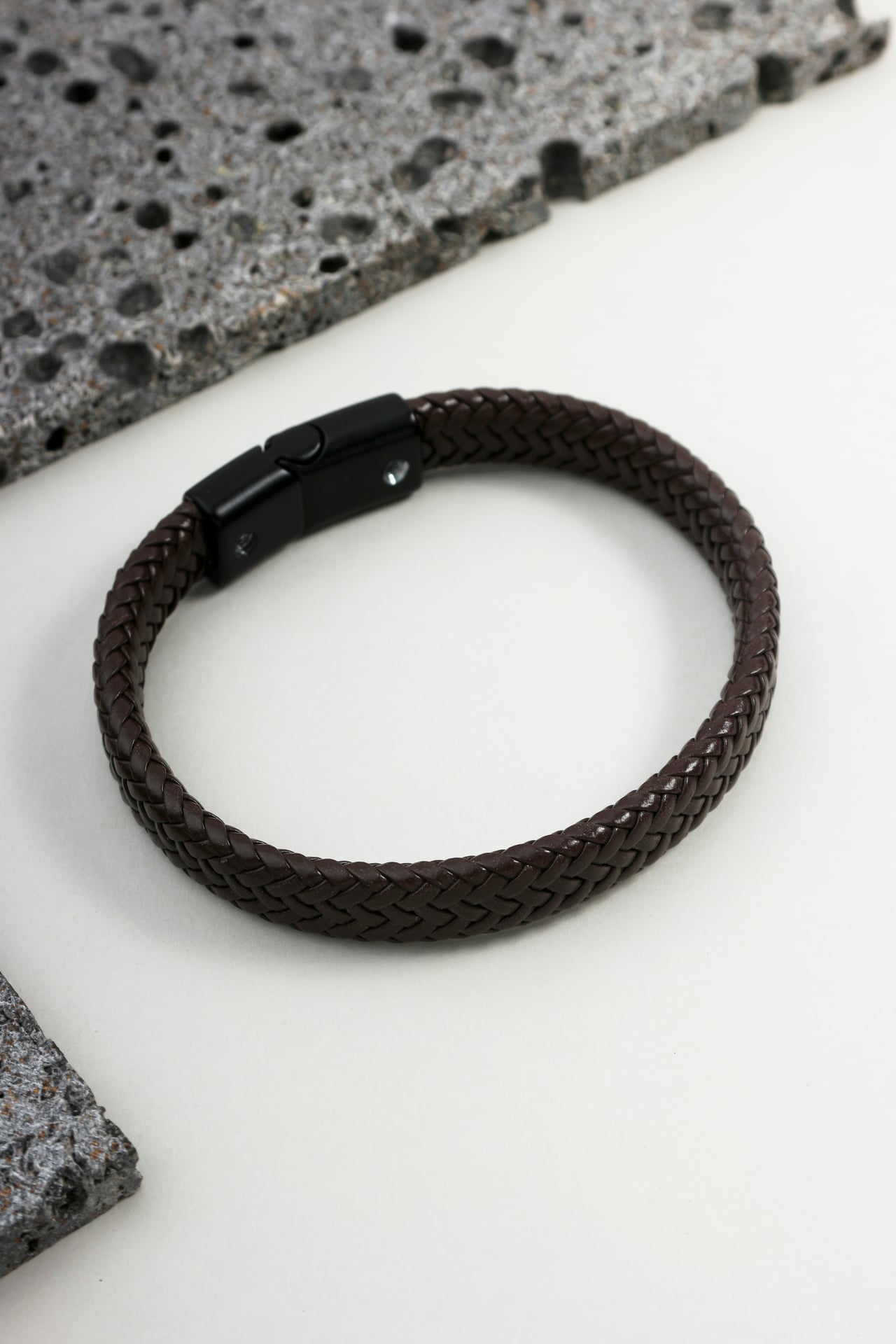 Pulseira Couro Trançado Marrom